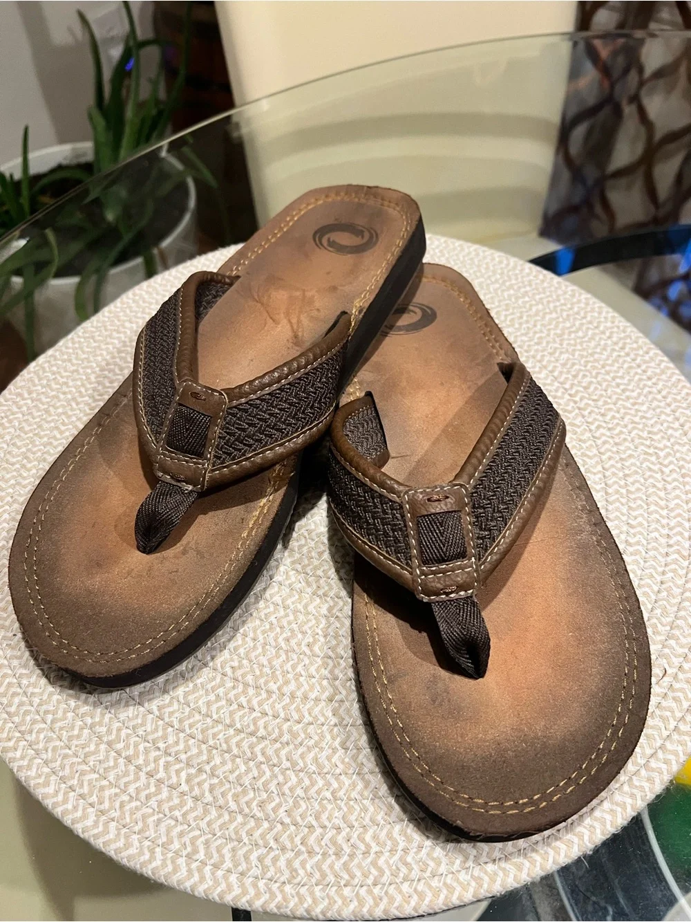 Set of 2 Men's Black and Brown Dual-Tone Flip-Flop Sandals